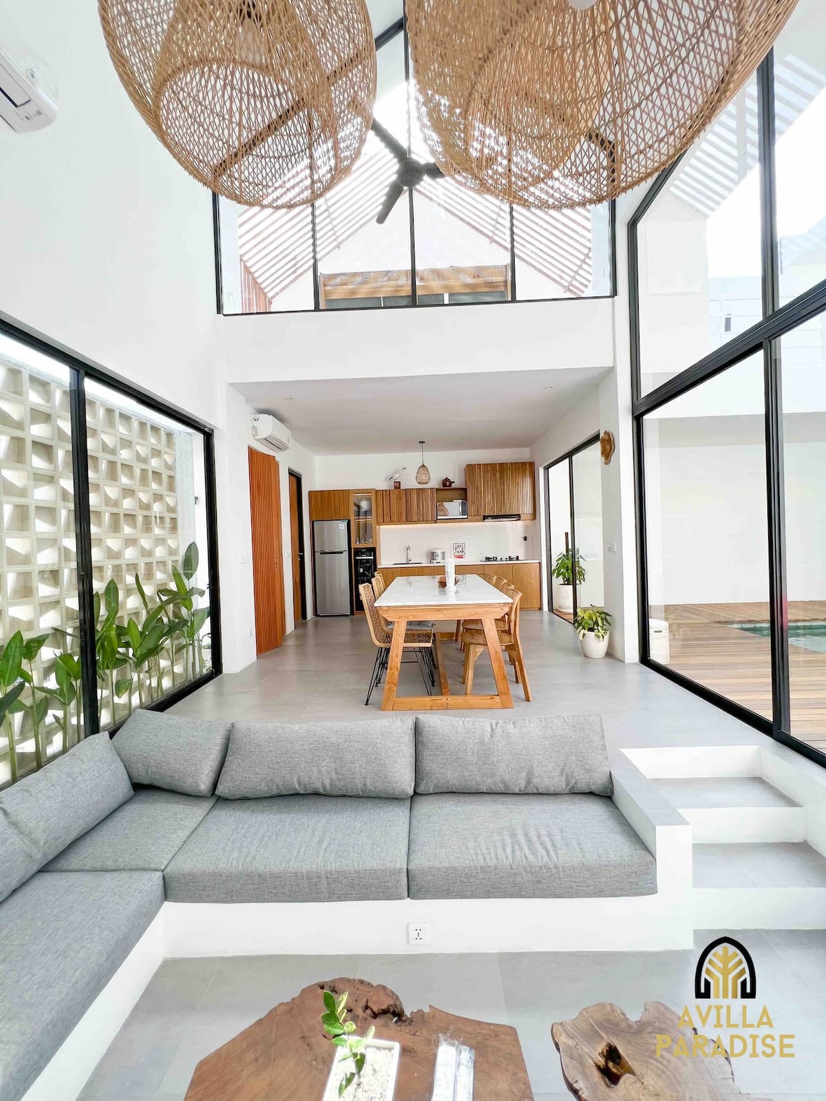 Villa in Kecamatan Kuta Utara · ★4.87 · 4 bedrooms · 4 beds · 4.5 private baths รายการ Airbnb เปรียบเทียบ